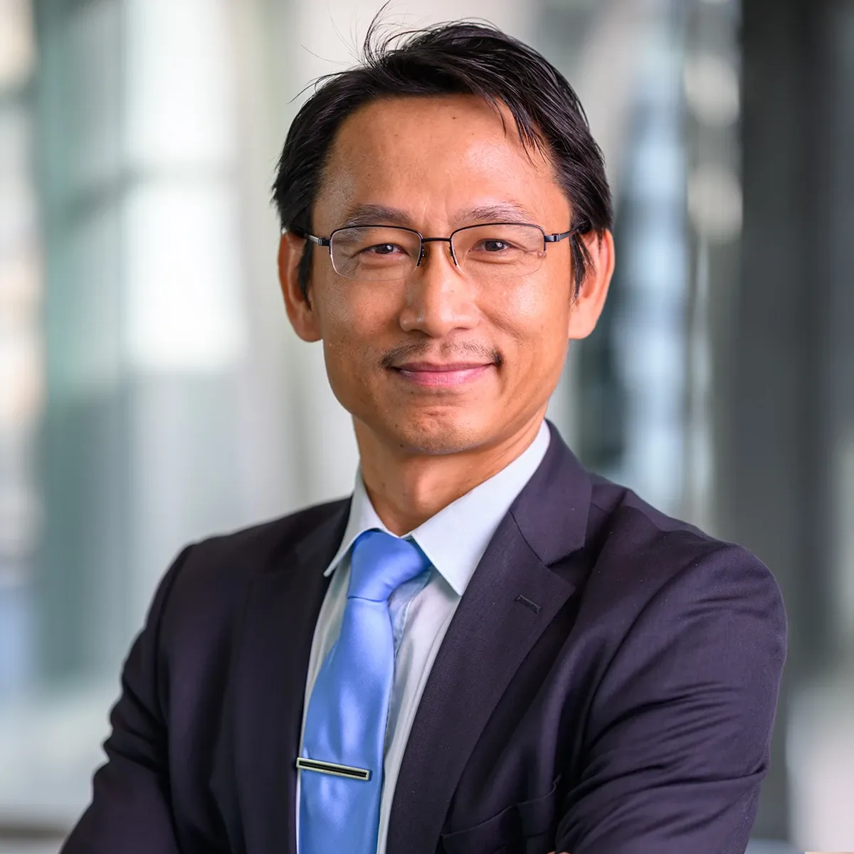 Ruxian Wang portrait
