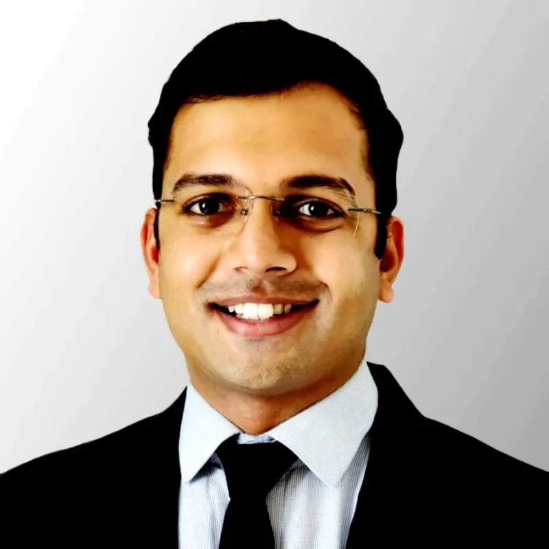 Kadamb Gupta headshot