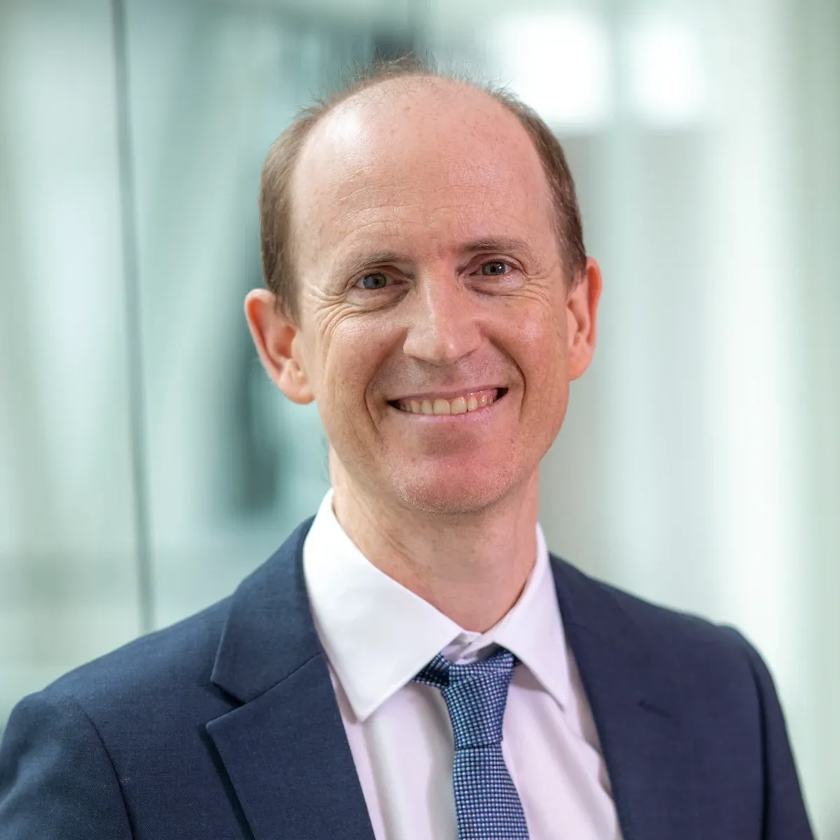 Andrew Burton Jones headshot
