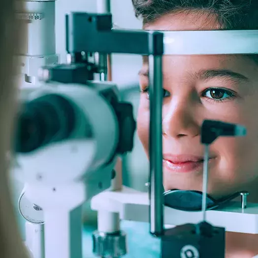 patient getting an eye exam